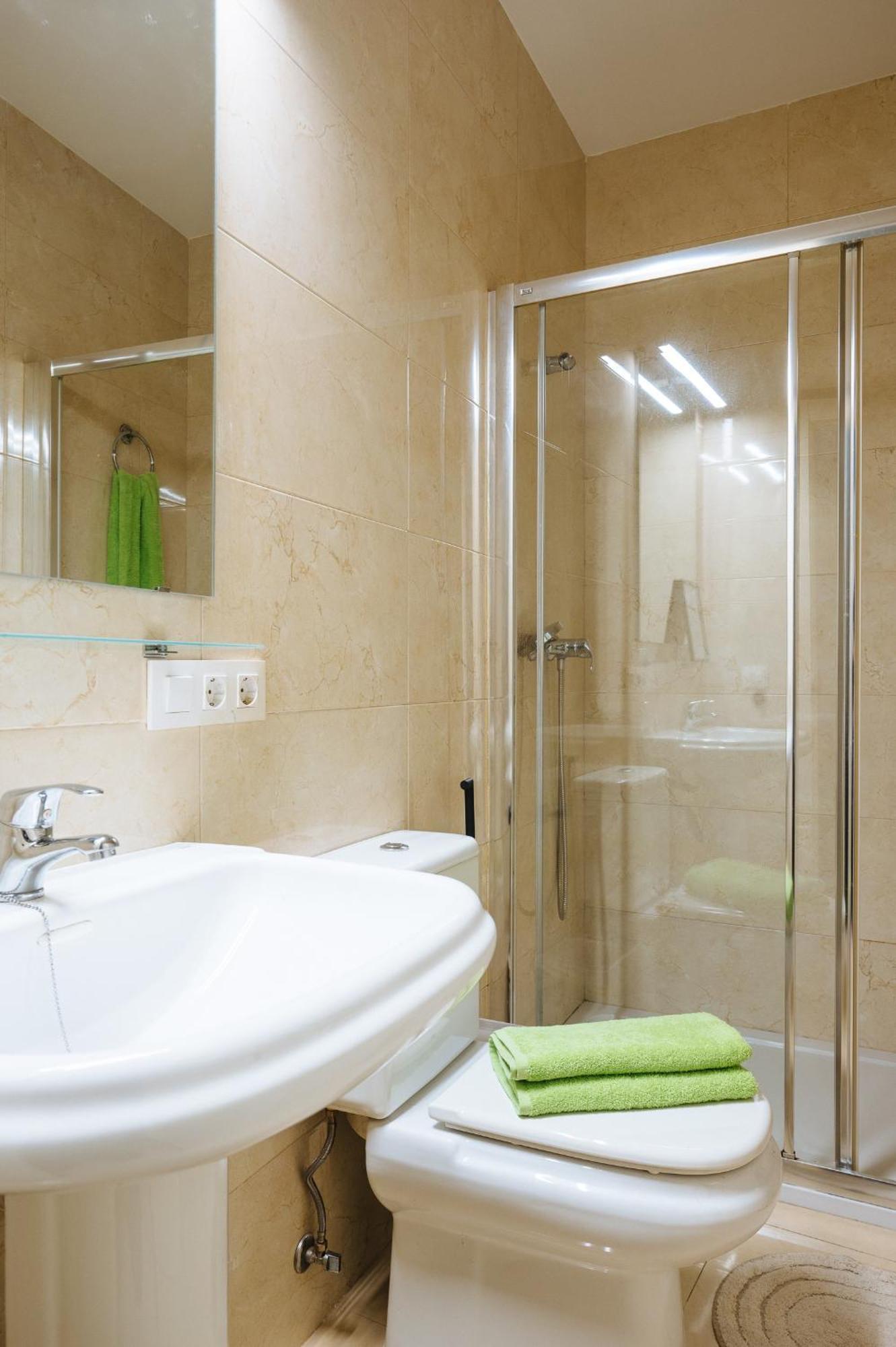 Elegant Interior In Centre Homestay Seville