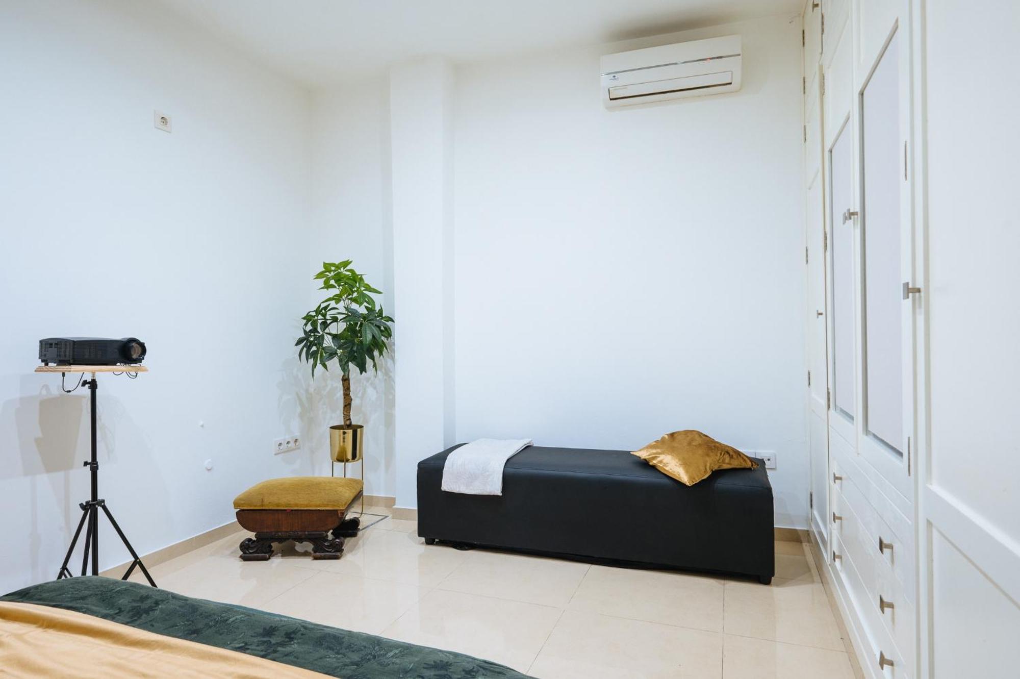 Homestay Elegant Interior In Centre Seville